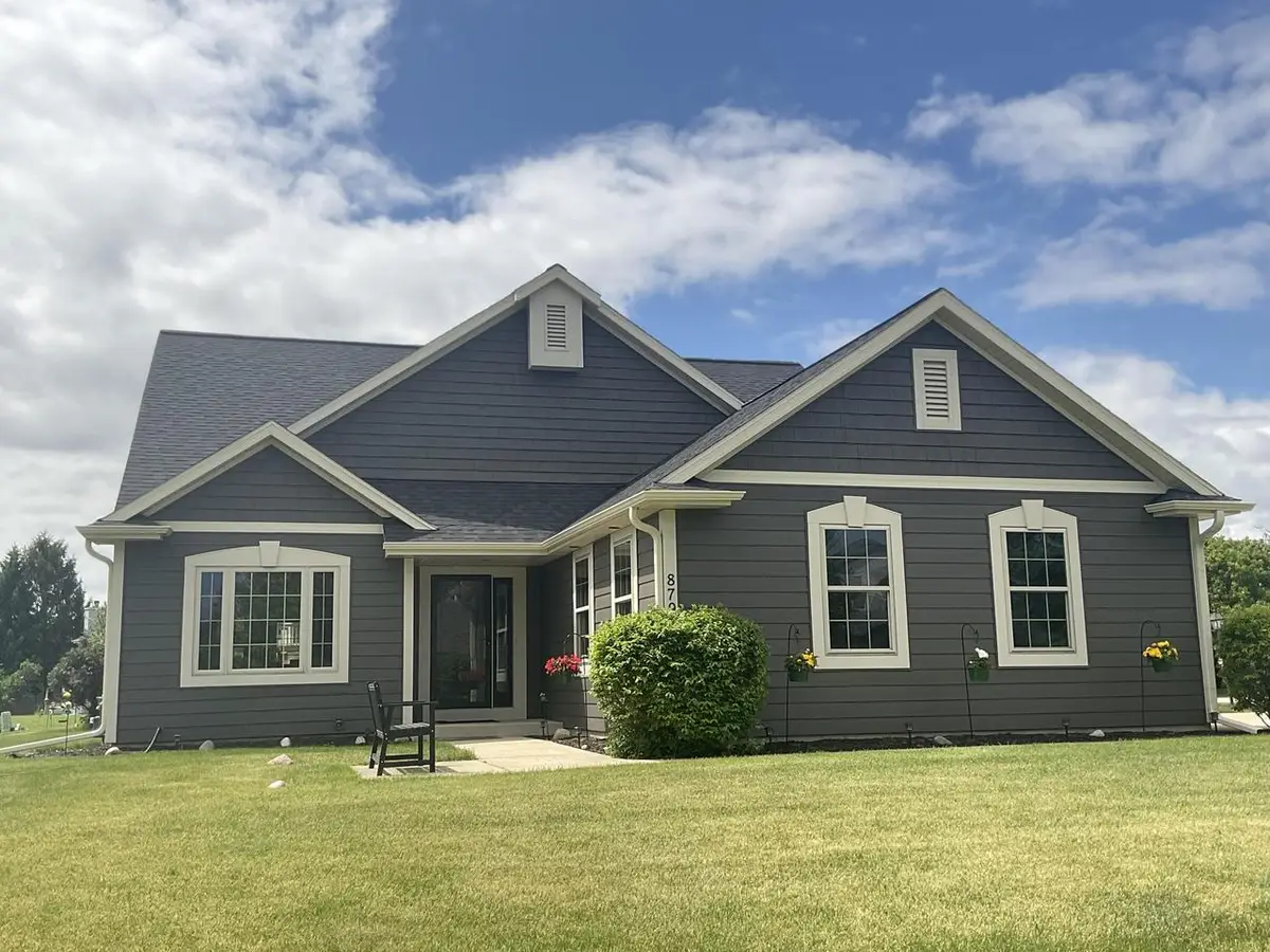 8791 S Clover CIRCLE, Oak Creek, WI 53154 - #1