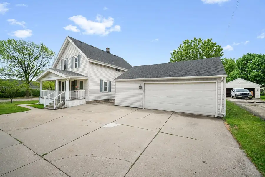 9313 W Hayes AVENUE, West Allis, WI 53227 - #2