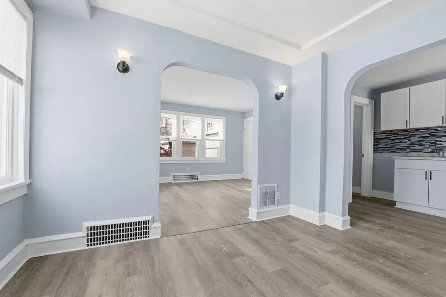 5257 N 34th STREET, Milwaukee, WI 53209 - #2