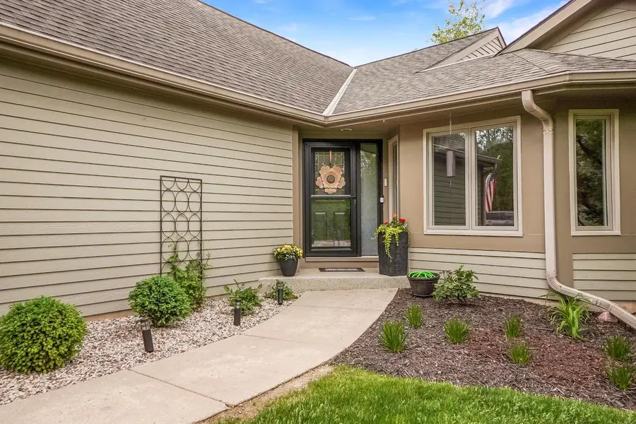 533 White Oak TRAIL, Hartland, WI 53029 - #3