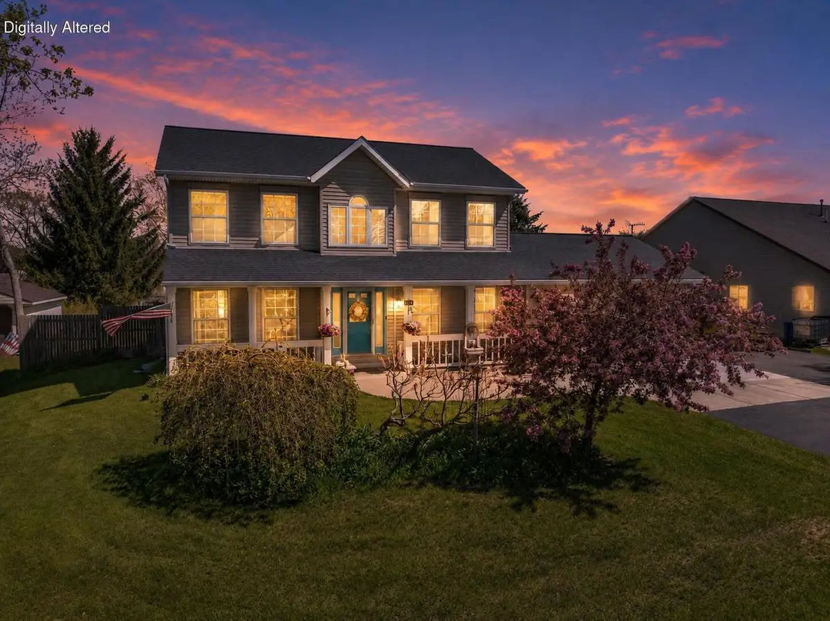 2350 E Sandy Acre ROAD, West Bend, WI 53090 - #1