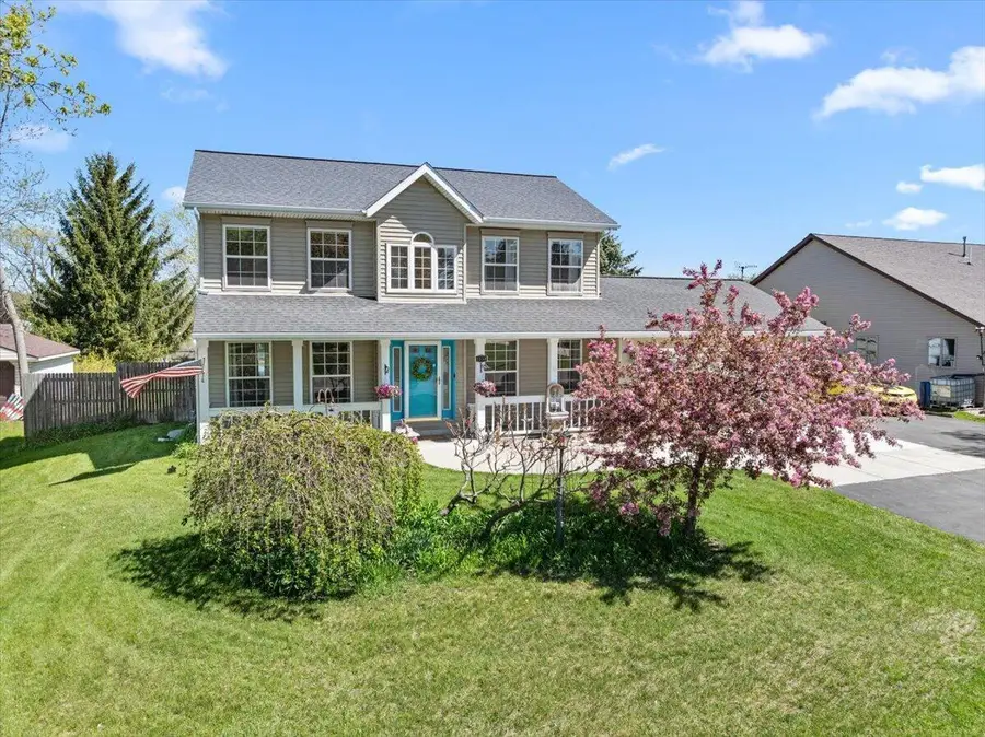 2350 E Sandy Acre ROAD, West Bend, WI 53090 - #2