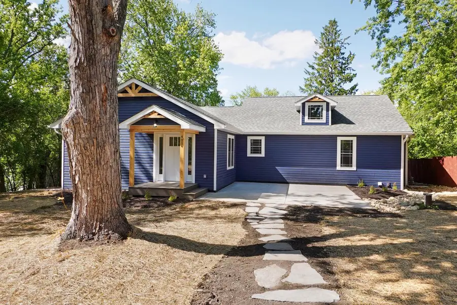 4004 Forest DRIVE, Delavan, WI 53115 - #2