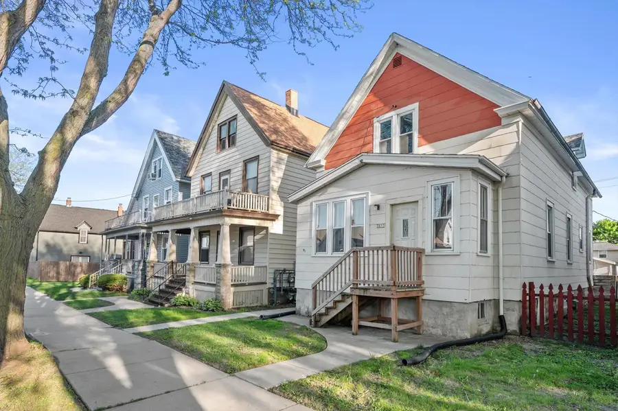 3651 E Barnard AVENUE #3651A, Cudahy, WI 53110 - #3