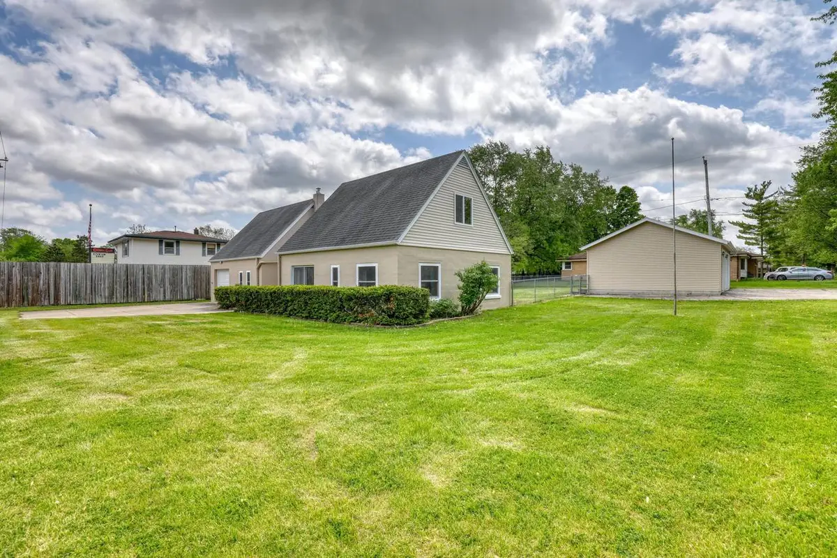 4325 W Grange AVENUE, Greenfield, WI 53220 - #1