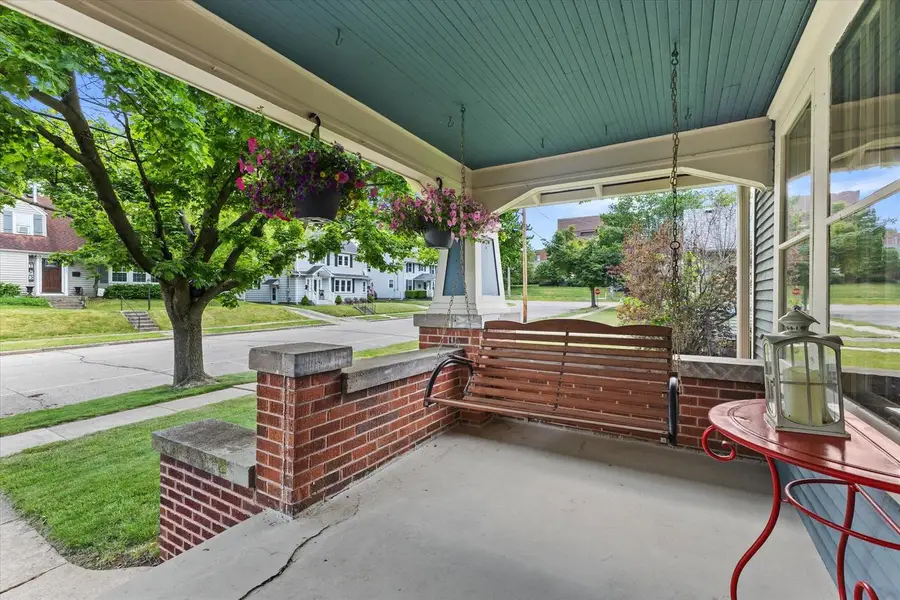 172 W Highland AVENUE, Burlington, WI 53105 - #3