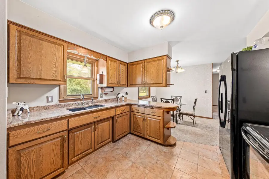 S76W14888 Velva DRIVE, Muskego, WI 53150 - #3