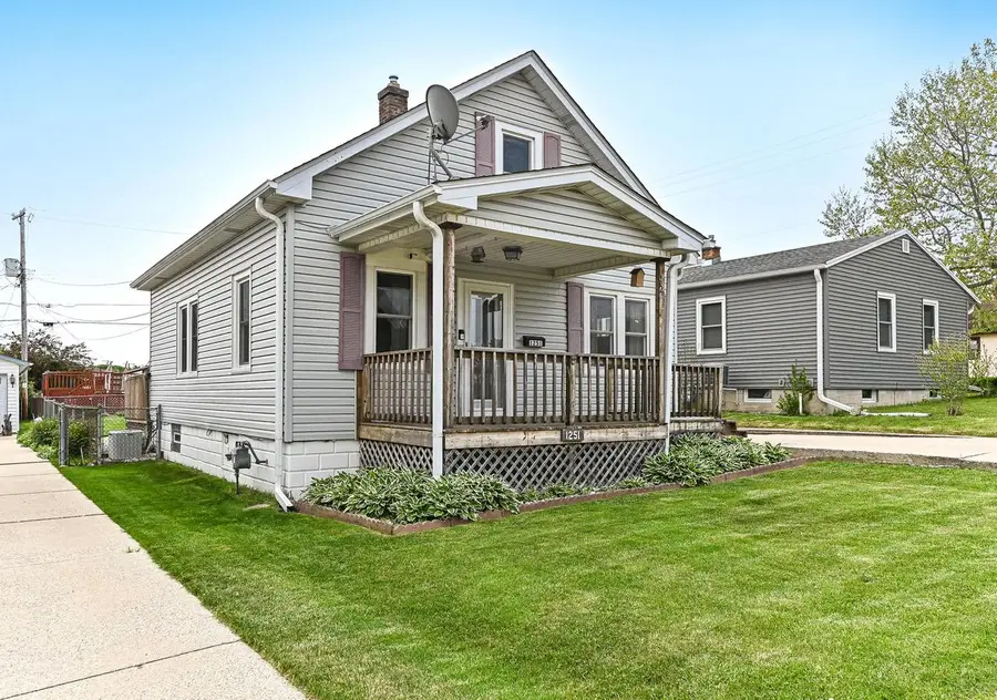 1251 Illinois STREET, Racine, WI 53405 - #2