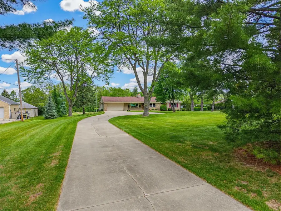 17000 W Observatory ROAD, New Berlin, WI 53151 - #3