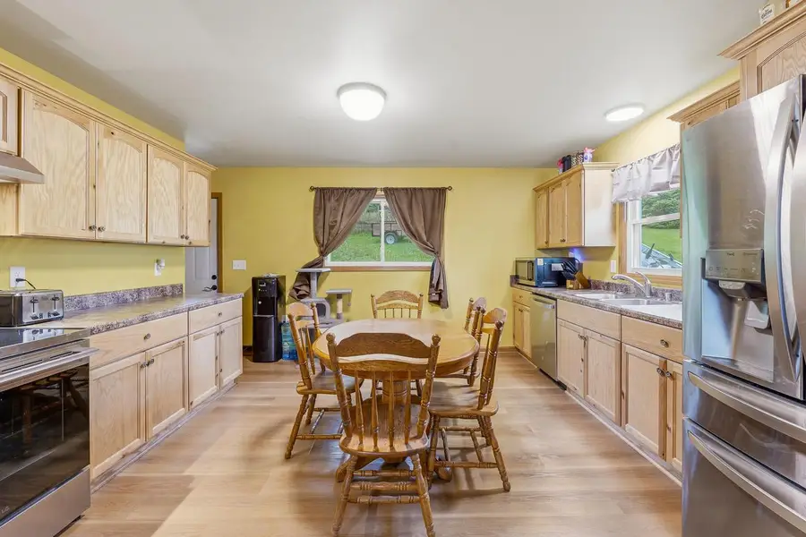 118 Highland AVENUE, Iron Ridge, WI 53035 - #2