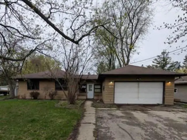 601 S Ridge LANE, Grand Chute, WI 54914 - #1