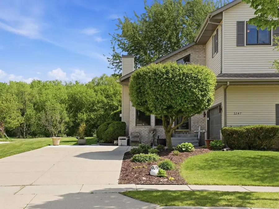 2247 Patrick LANE, Waukesha, WI 53188 - #2