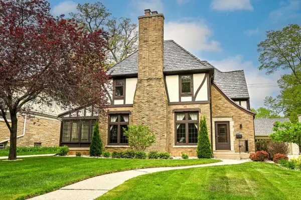 4709 N Cramer STREET, Whitefish Bay, WI 53211