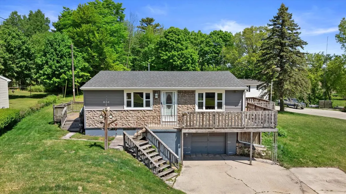 959 Laduron DRIVE, Mishicot, WI 54228 - #1