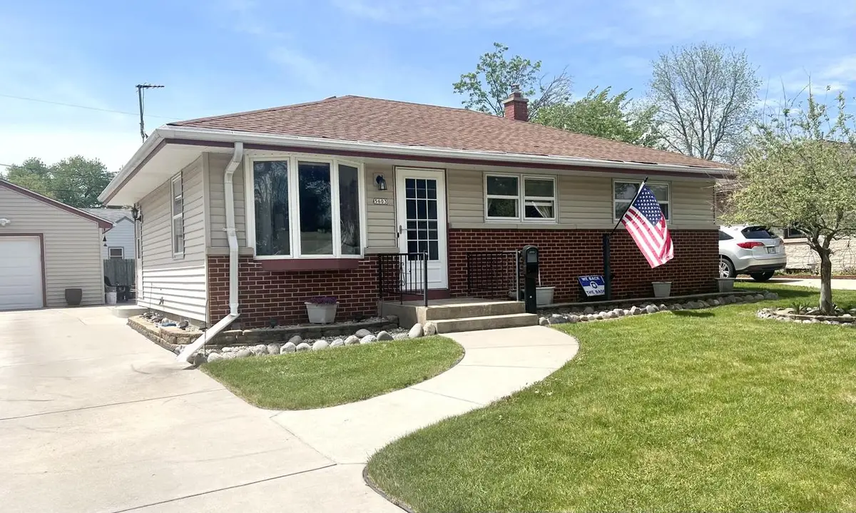 5603 S Hately AVENUE, Cudahy, WI 53110 - #1