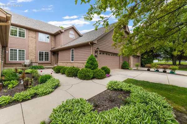 7519 W Mallory WAY, Franklin, WI 53132