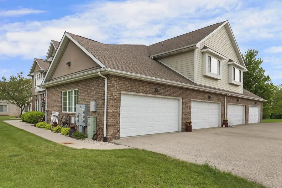 9284 66th AVENUE #64, Kenosha, WI 53158 - #3