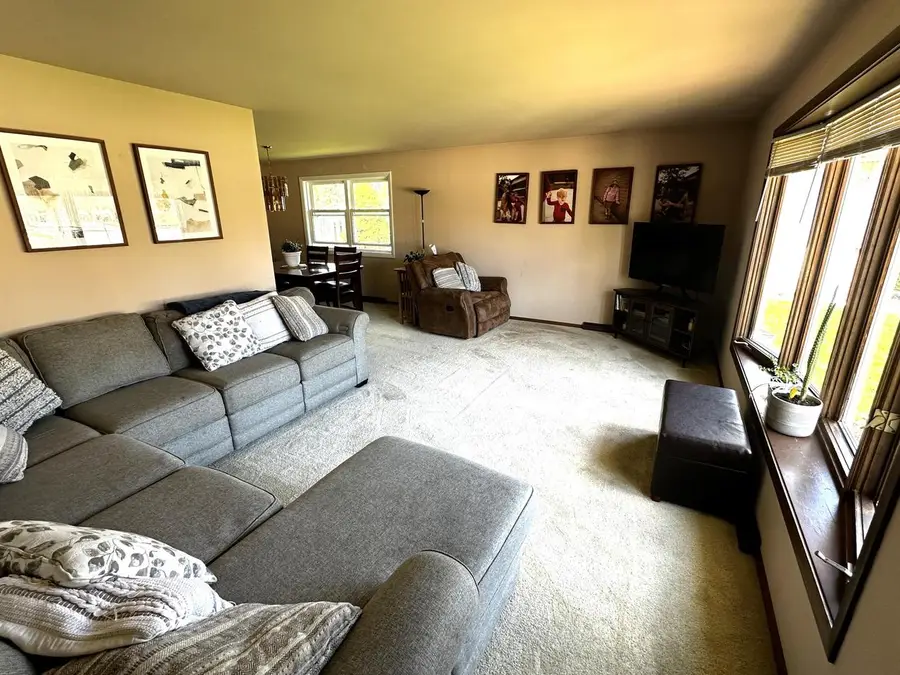 2424 W Mark DRIVE, Sheboygan, WI 53083 - #2
