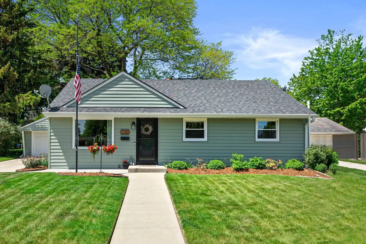 1015 5th AVENUE, Grafton, WI 53024 - #1