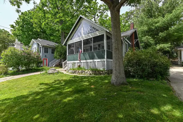 84 Lower Loch Vista DRIVE, Williams Bay, WI 53191