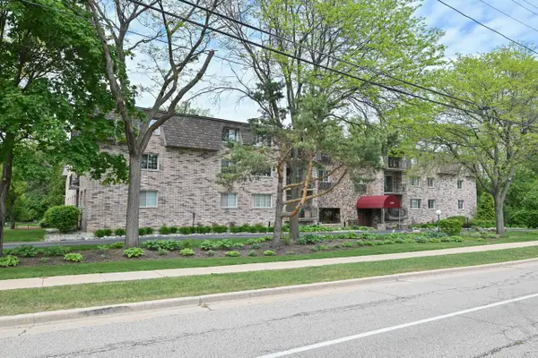 1730 W Green Tree ROAD #104, Glendale, WI 53209