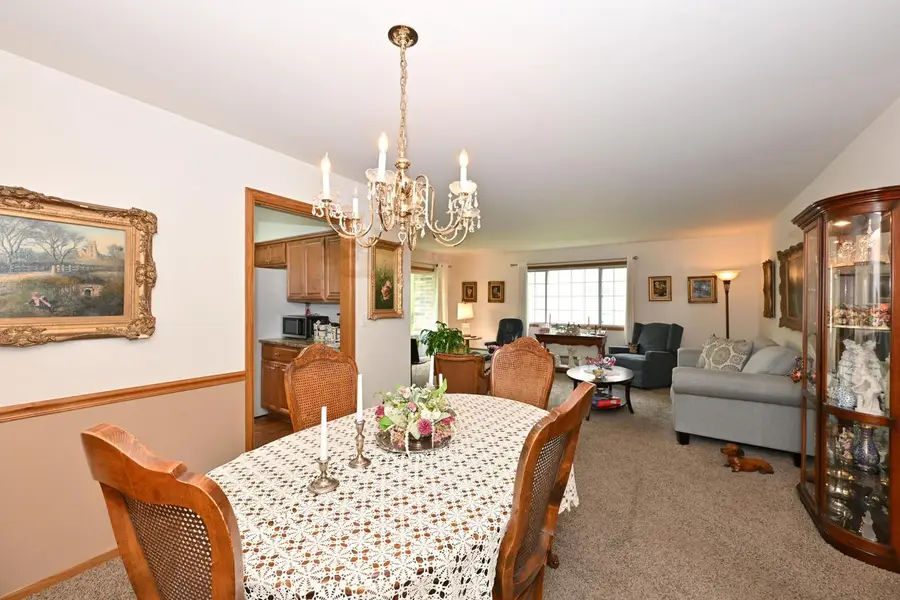 1730 W Green Tree ROAD #104, Glendale, WI 53209 - #3