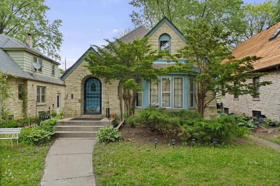 3208 N 50th STREET, Milwaukee, WI 53216 - #2