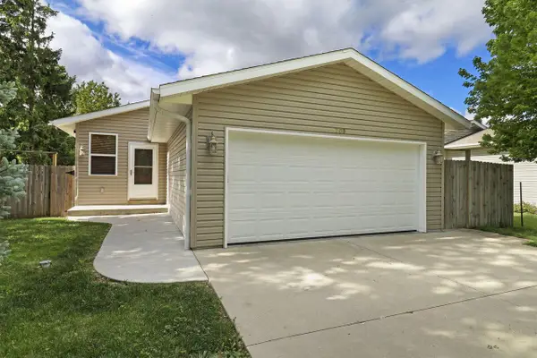 209 E Chestnut STREET, Silver Lake, WI 53170