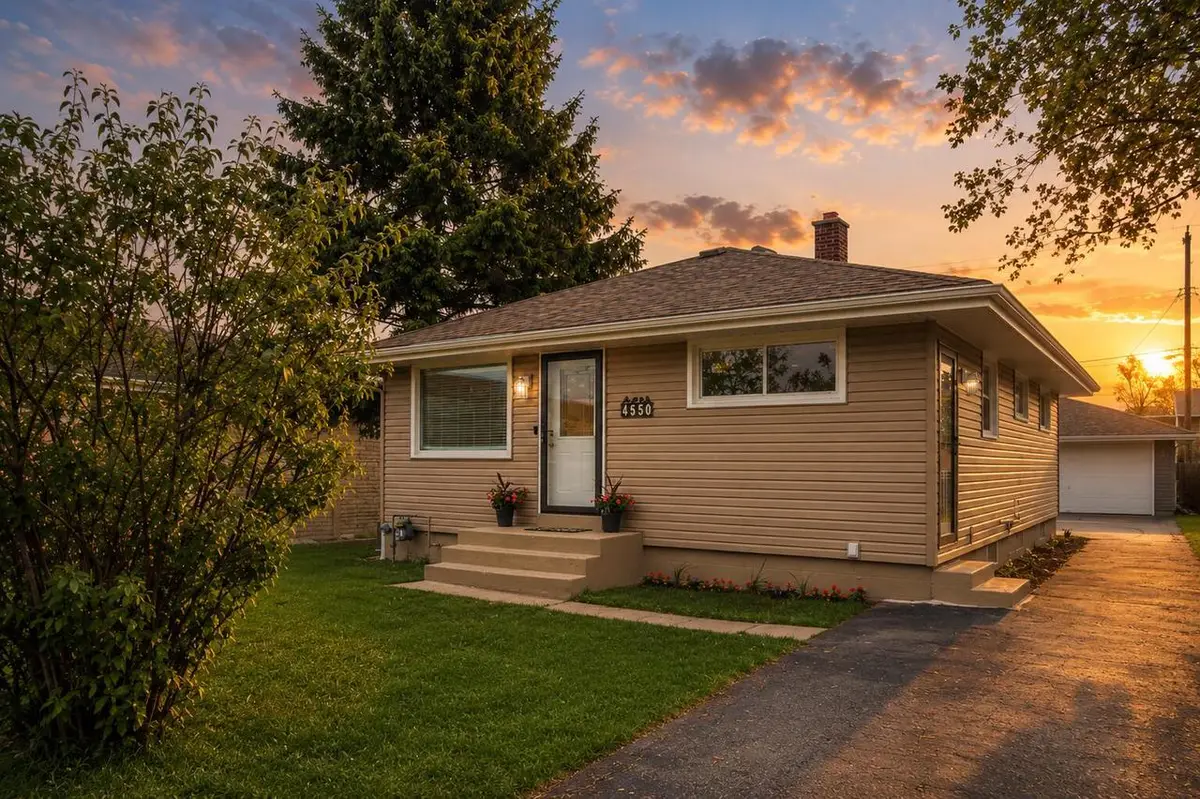 4550 S 47th STREET, Greenfield, WI 53220 - #1