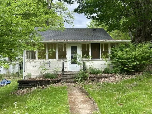 802 Manor DRIVE, Twin Lakes, WI 53181 - #2