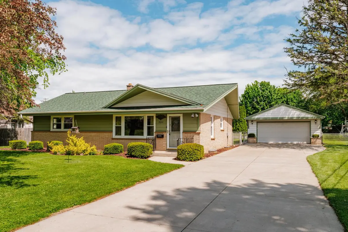 3222 Yorktown STREET, Racine, WI 53404 - #1