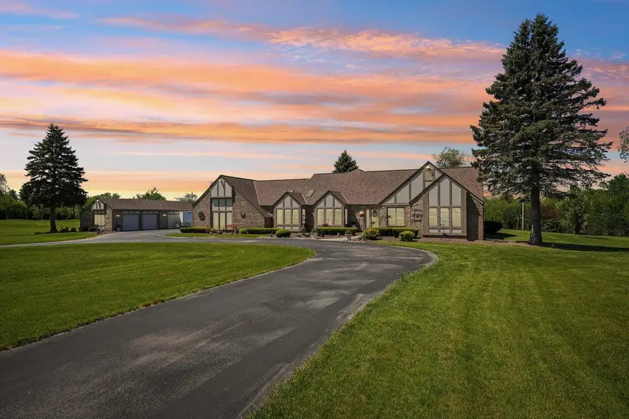 7604 Treeview DRIVE, Caledonia, WI 53108 - #3
