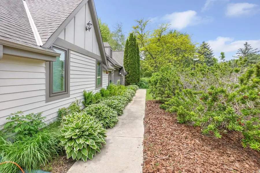 906 Scenic Heights DRIVE, Delafield, WI 53018 - #3