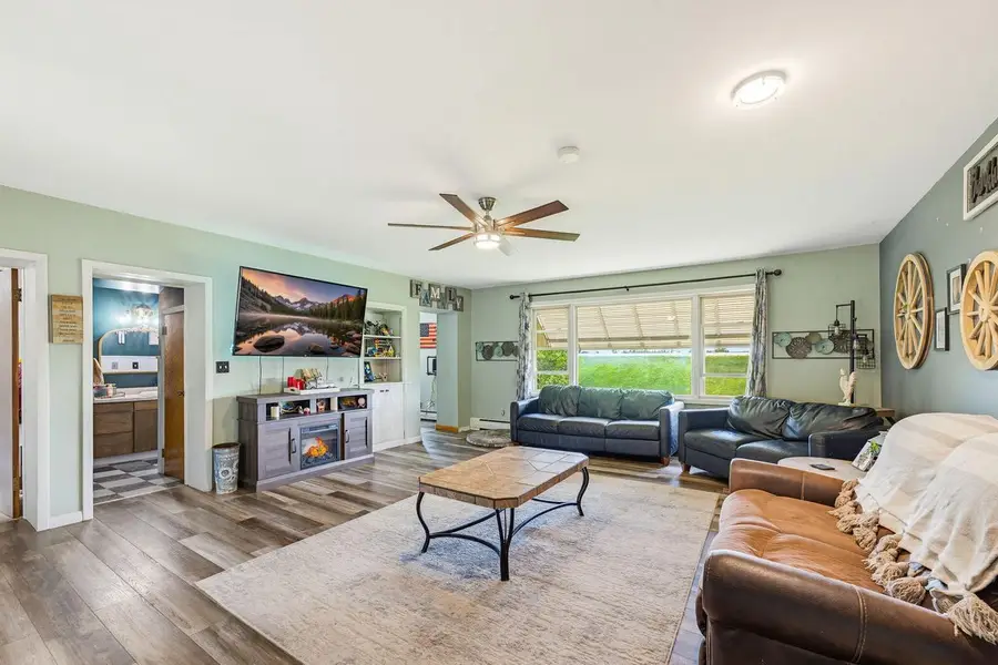 W1676 State Road 33, Mayville, WI 53050 - #2