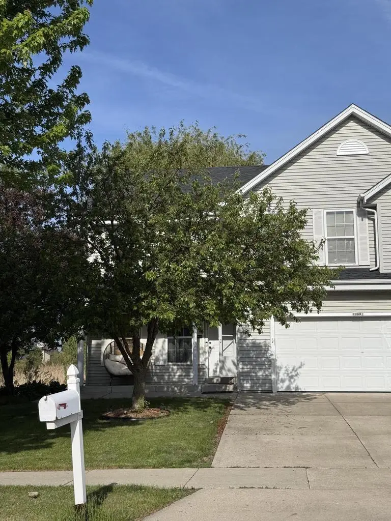 10802 S Shepard AVENUE, Oak Creek, WI 53154 - #1
