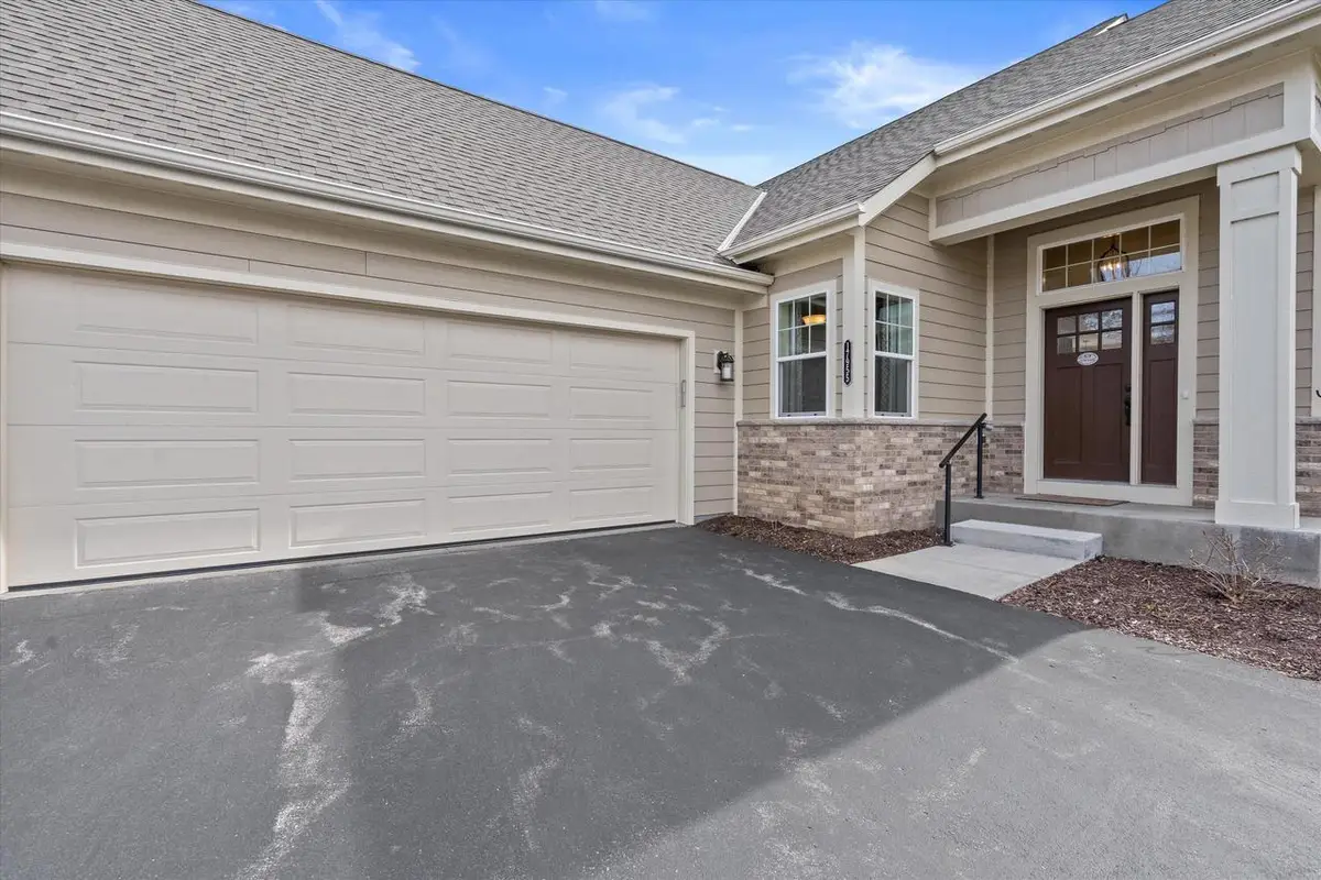 17955 Ashlea DRIVE #10, Brookfield, WI 53045 - #1