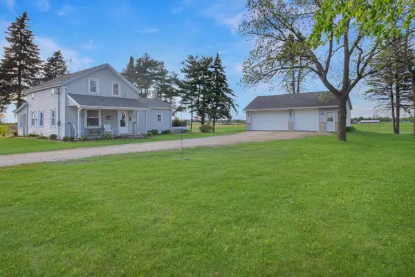 5450 Beechnut DRIVE, Kewaskum, WI 53040