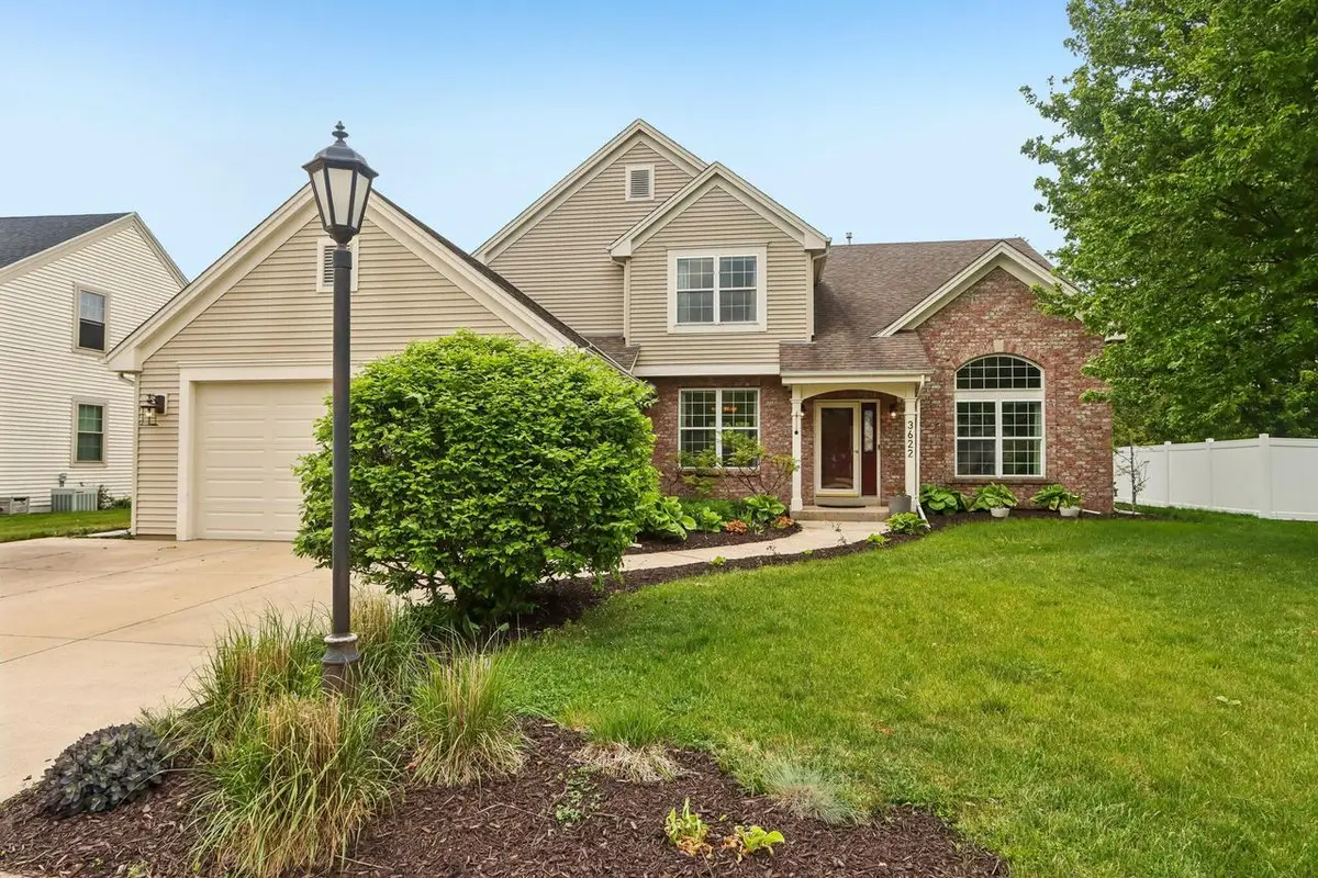 3622 Applewood DRIVE, Waukesha, WI 53189 - #1
