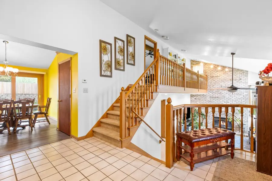 9201 W County Line ROAD, Milwaukee, WI 53224 - #3