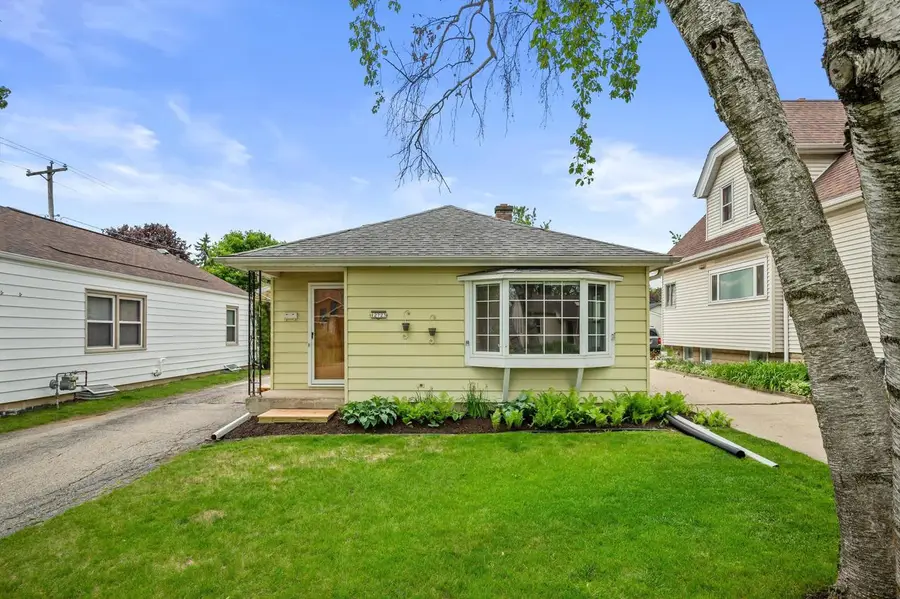 12723 W Colfax PLACE, Butler, WI 53007 - #3