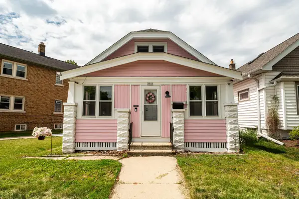 2741 S Delaware AVENUE, Milwaukee, WI 53207