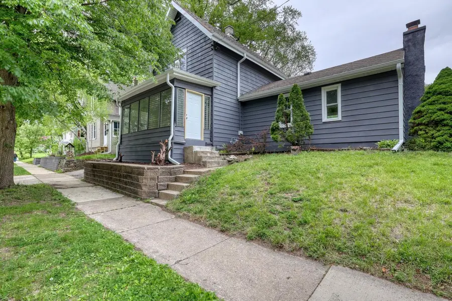 507 Barstow STREET, Waukesha, WI 53188 - #3