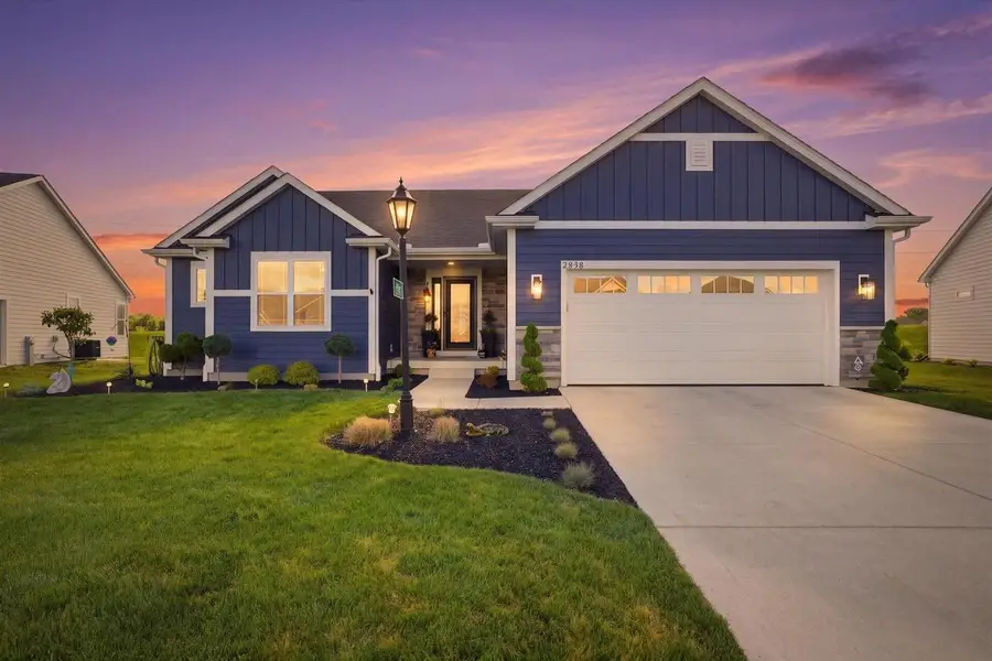 2938 Yahara DRIVE, Summit, WI 53066 - #2