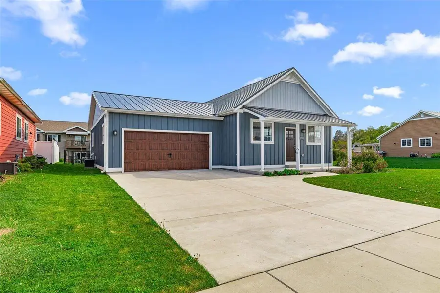 1821 Farm View DRIVE, Grafton, WI 53024 - #2