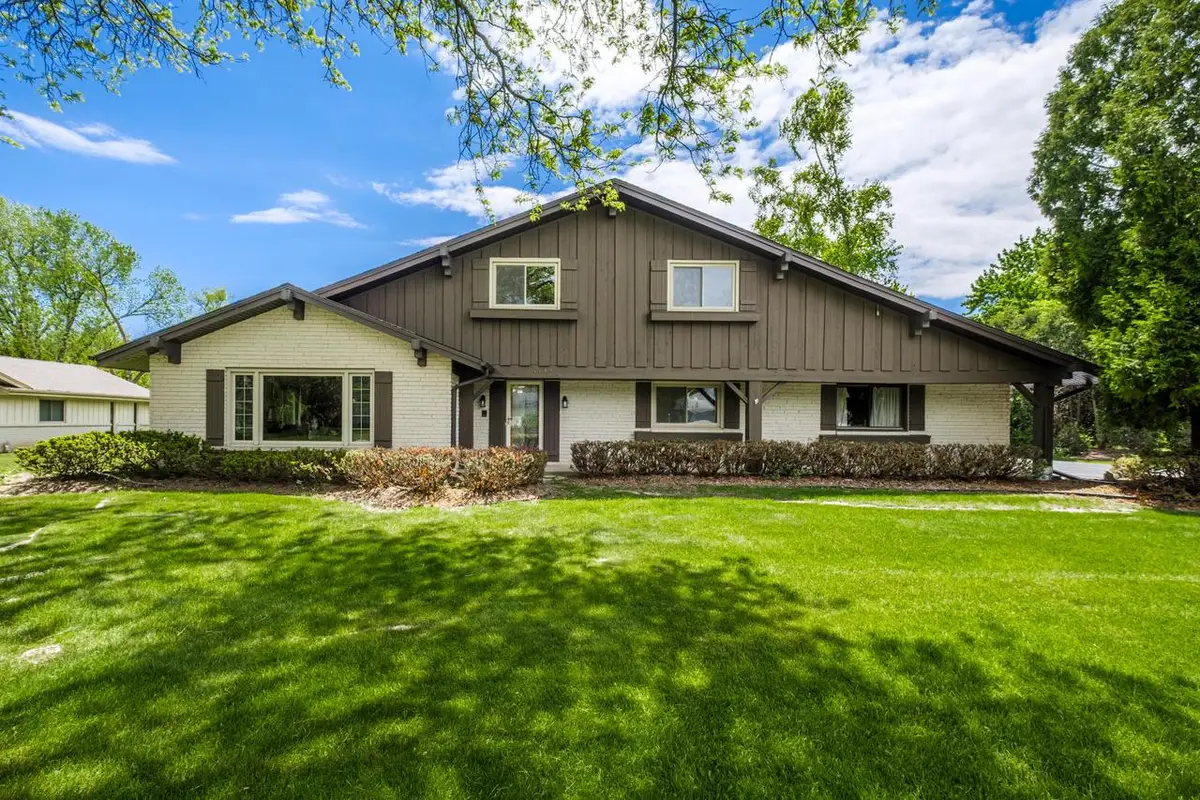 15035 Pomona ROAD, Brookfield, WI 53005 - #1