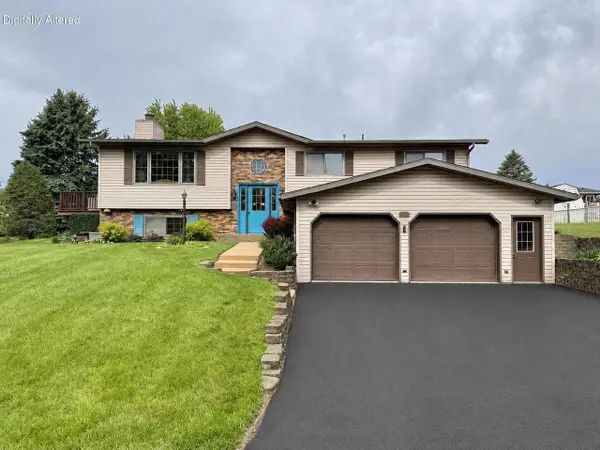 N3357 Ivy ROAD, Lake Geneva, WI 53147