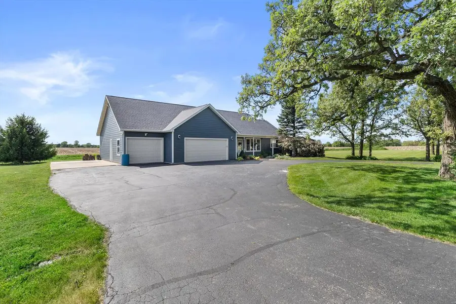 N5963 Foster ROAD, Elkhorn, WI 53121 - #2