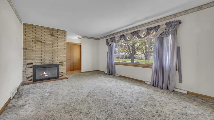 695 Bruce STREET, Fond Du Lac, WI 54935 - #3