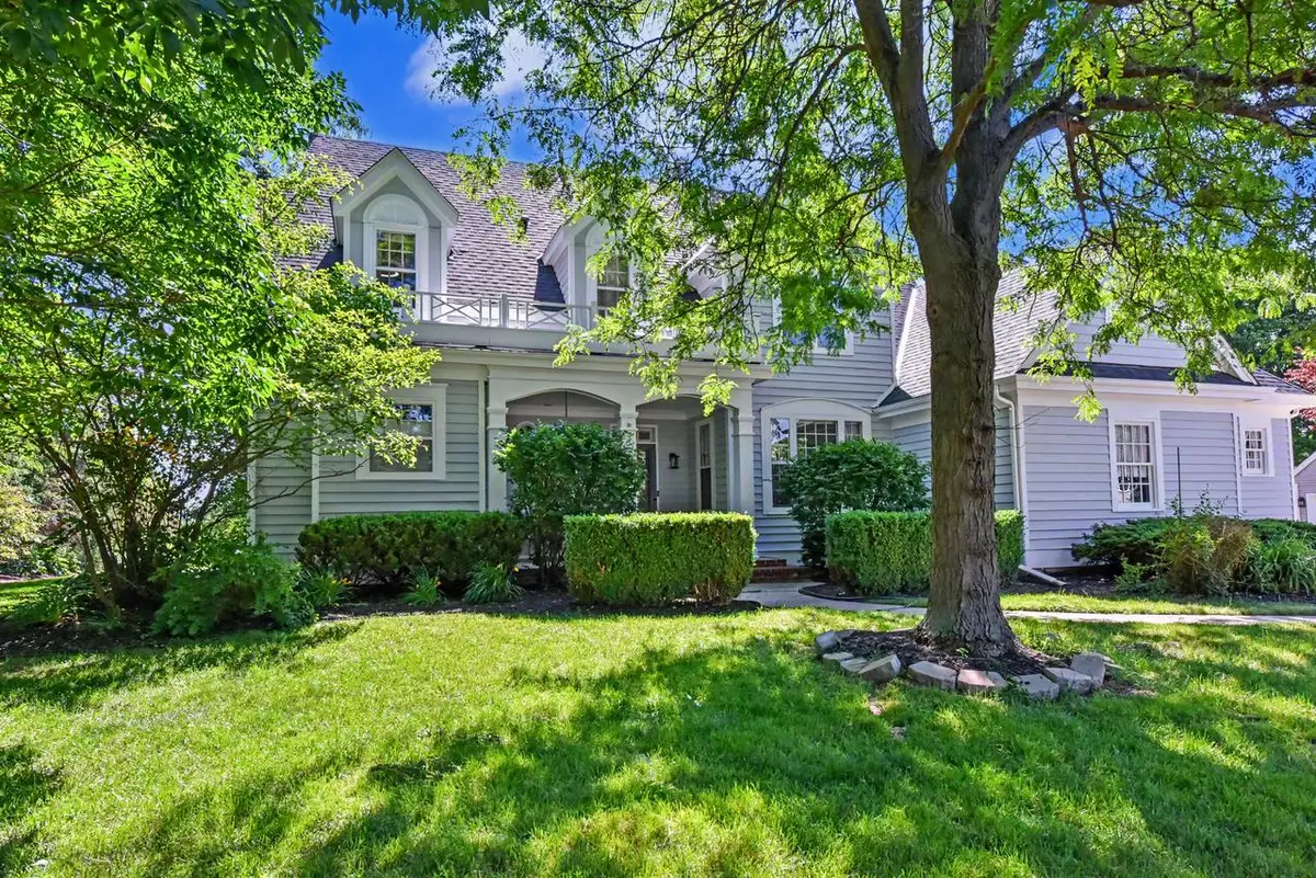2270 Vincent DRIVE, Brookfield, WI 53045 - #1