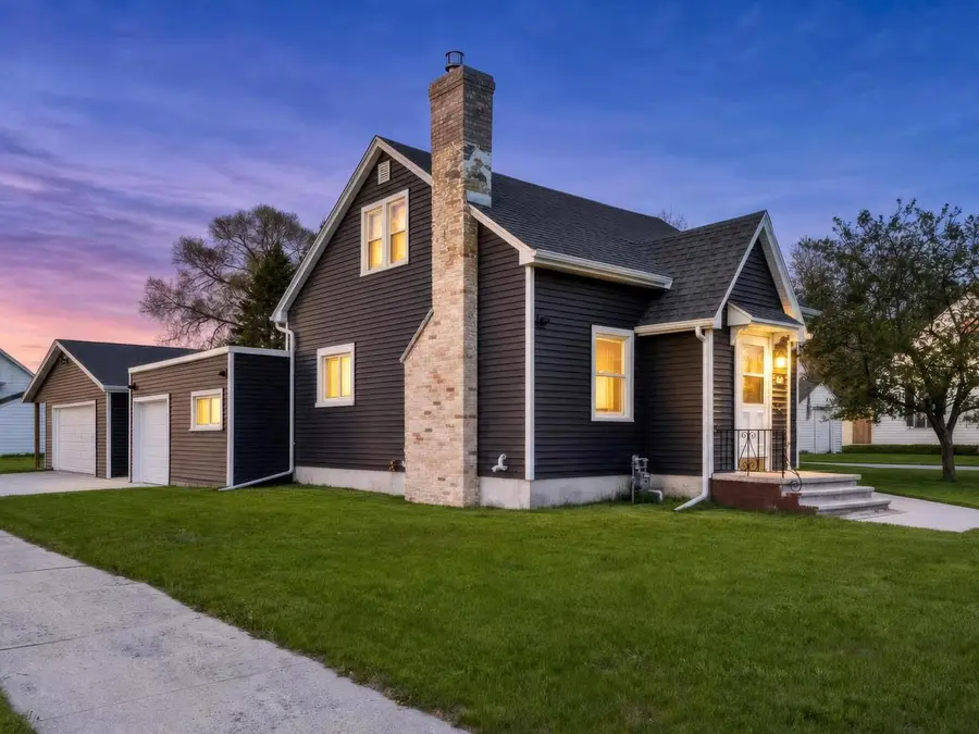 1924 24Th STREET, Two Rivers, WI 54241 - #2